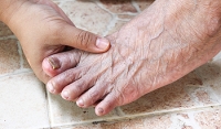 Practicing Foot Hygiene in Elderly Patients